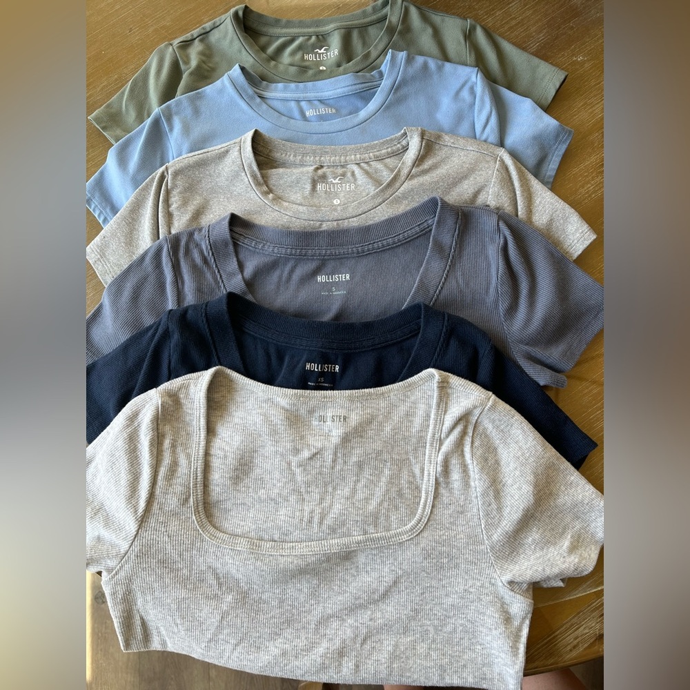 Hollister Women's Short Sleeve Tees - Blue, Gray, Cream